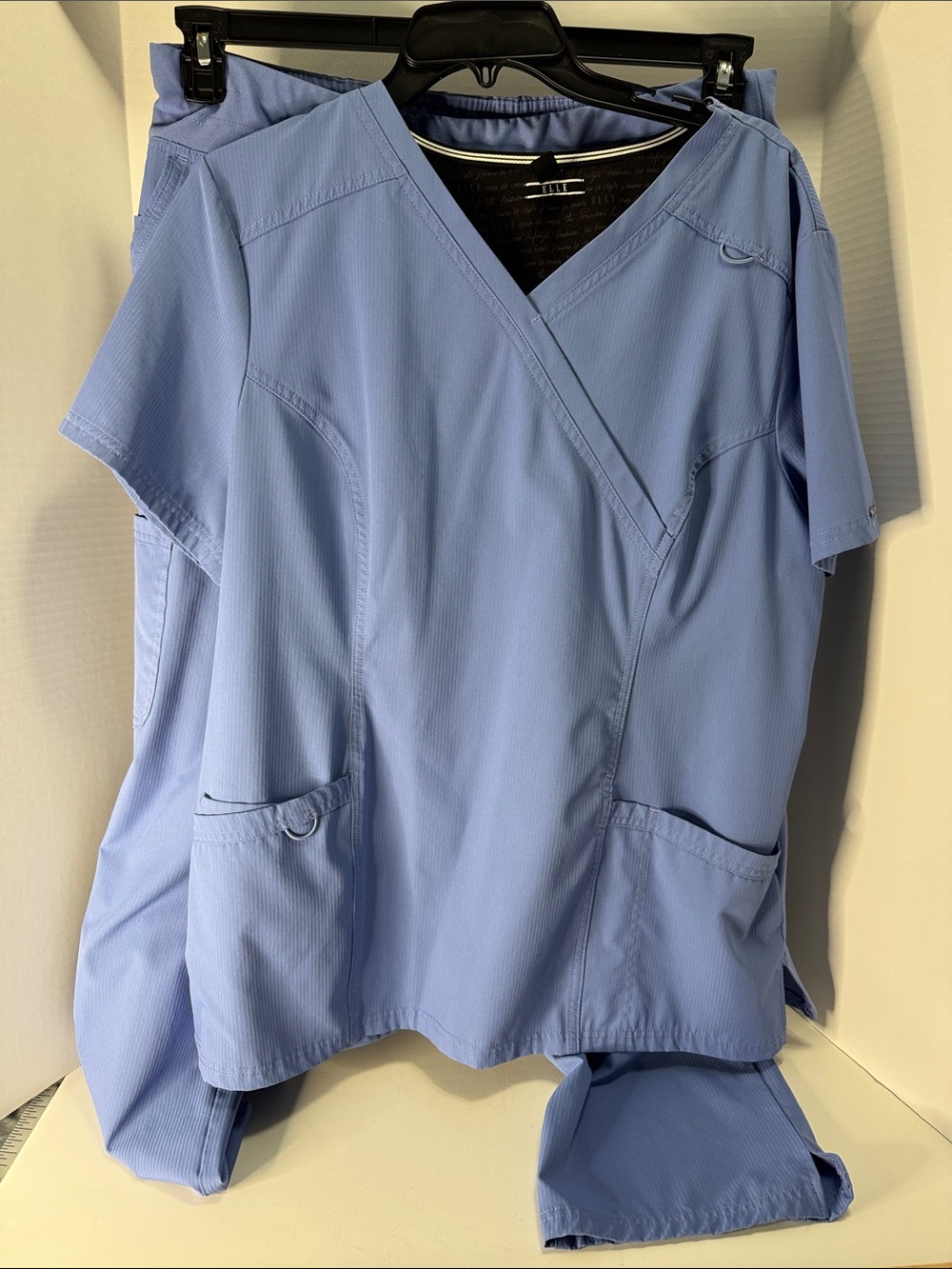 Scrub set-Elle Light Ceil Blue V-Neck Top XL pant large petite